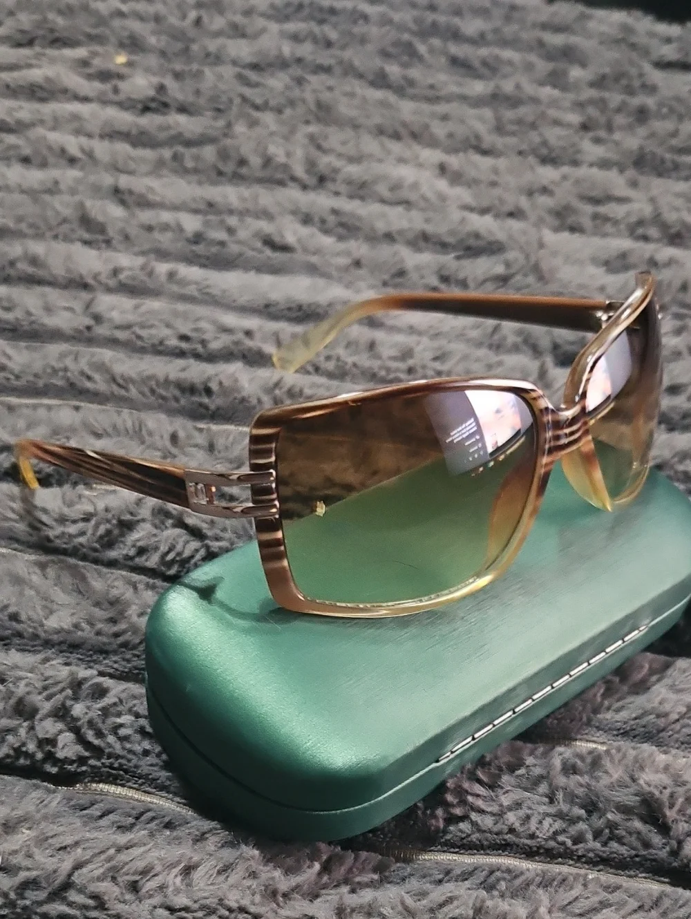 Daisy Fuentes Designer Sunglasses Vintage
